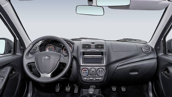 avtovaz-vozobnovil-prodazhi-uchebnyh-lada-granta-6d3af92.jpg