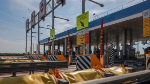 servis-onlajn-proverki-mashin-pokazhet-nalichie-dolga-za-proezd-po-platnym-dorogam-bd73f90.jpg