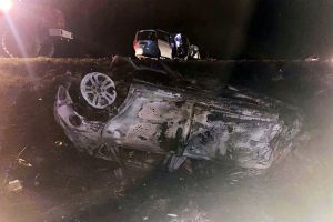 vnbspcheljabinskoj-oblasti-mashina-vrezalas-vnbsphonda-i-zagorelas-fb6a51f.jpg